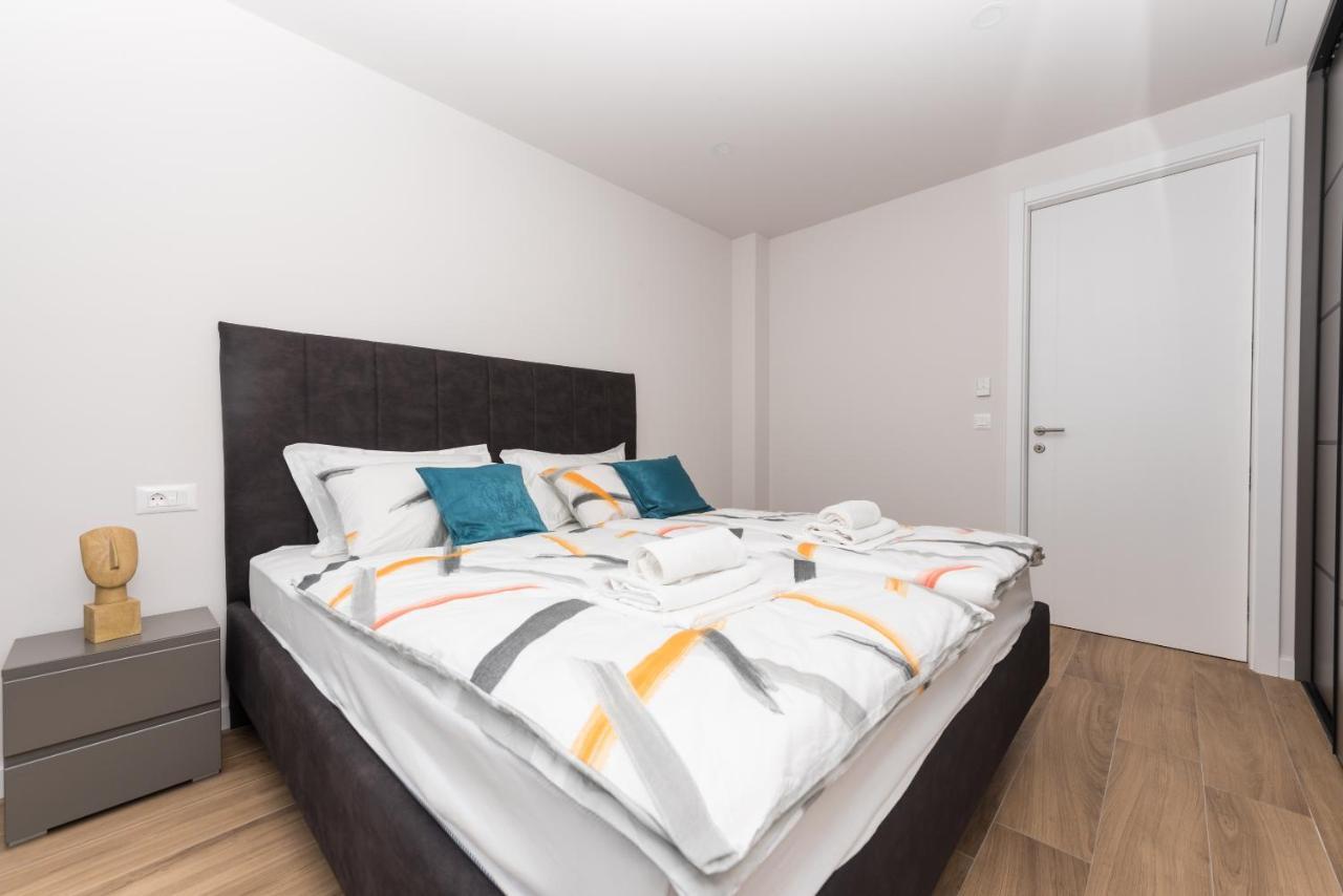 Luxury Adria Sea & City View Apartment Makarska Exterior foto